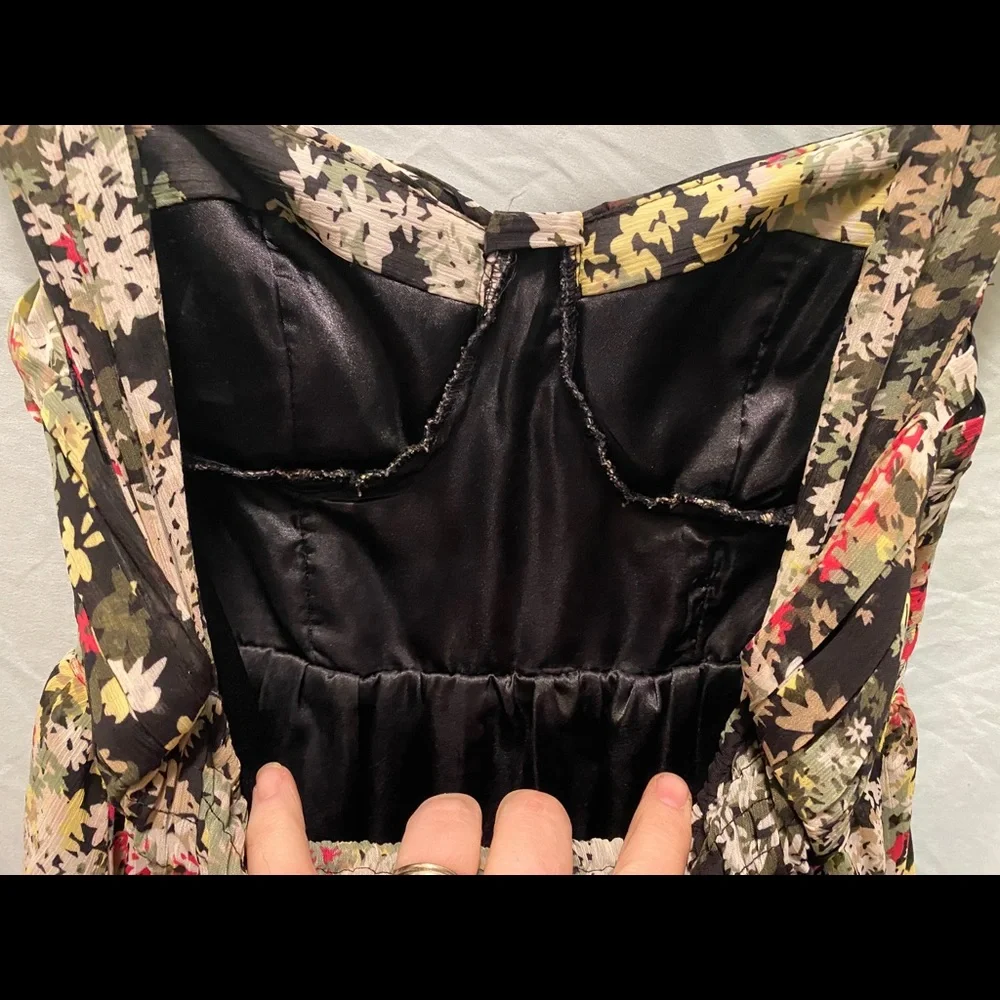 EUC Women’s summer dress Size Med light weight - Picture 5 of 7